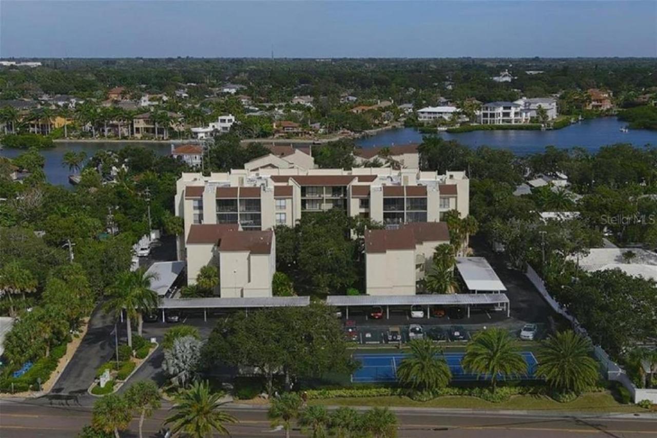 شقة Siesta Key Escape Ground Floor Steps To Heated Pool And Free Trolley المظهر الخارجي الصورة