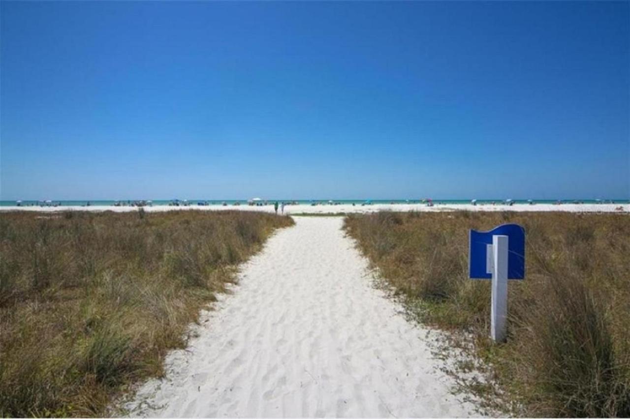 شقة Siesta Key Escape Ground Floor Steps To Heated Pool And Free Trolley المظهر الخارجي الصورة