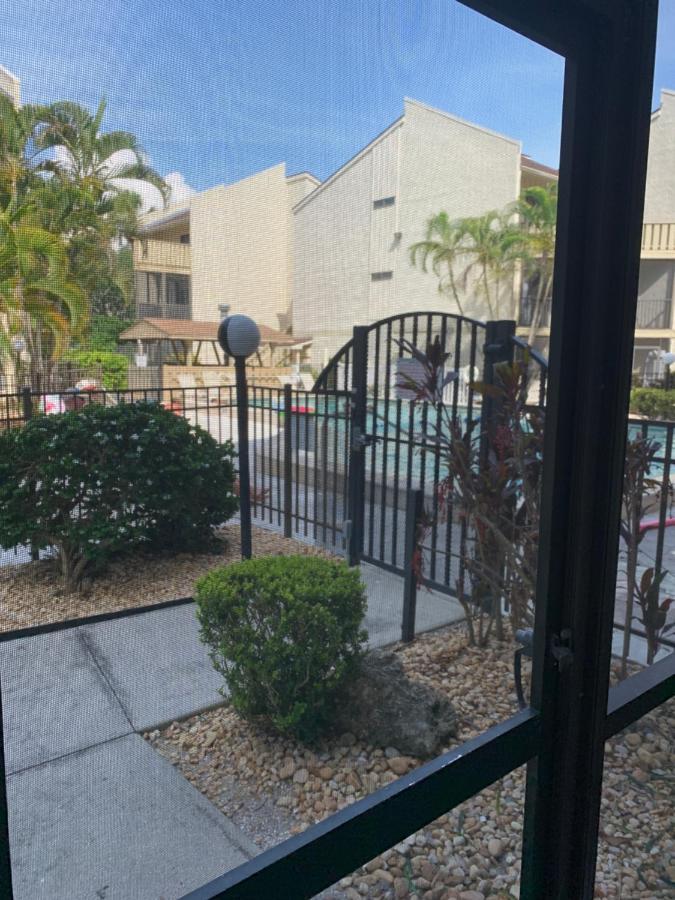 شقة Siesta Key Escape Ground Floor Steps To Heated Pool And Free Trolley المظهر الخارجي الصورة