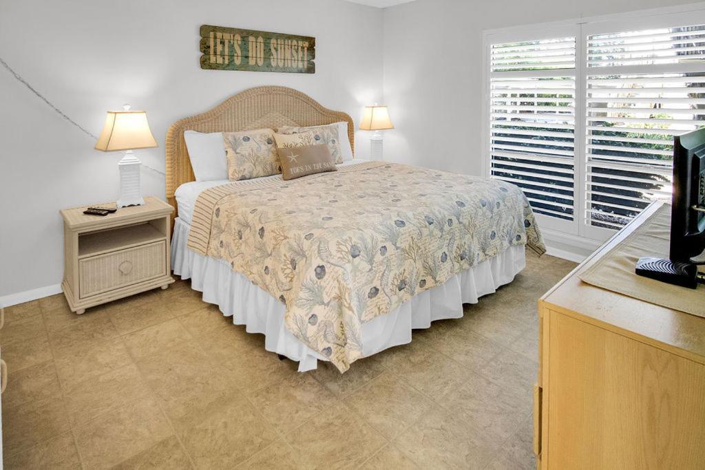 شقة Siesta Key Escape Ground Floor Steps To Heated Pool And Free Trolley المظهر الخارجي الصورة
